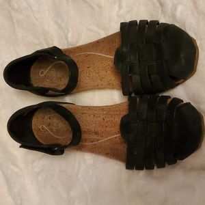 Ahnu Malin Closed Toe Sandal